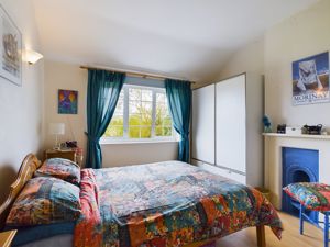 Bedroom- click for photo gallery